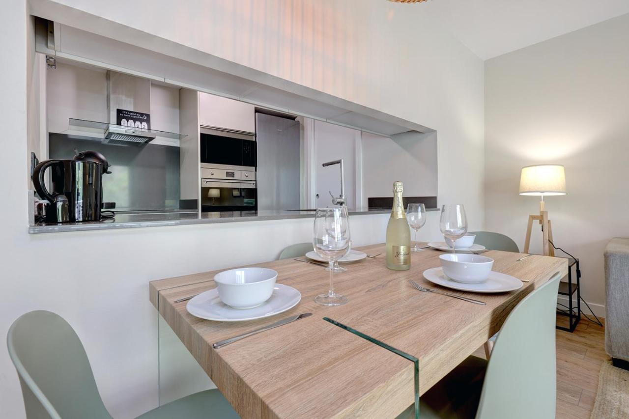 Stylish 2 Bedroom Apartment In Estepona Old Town Esterno foto