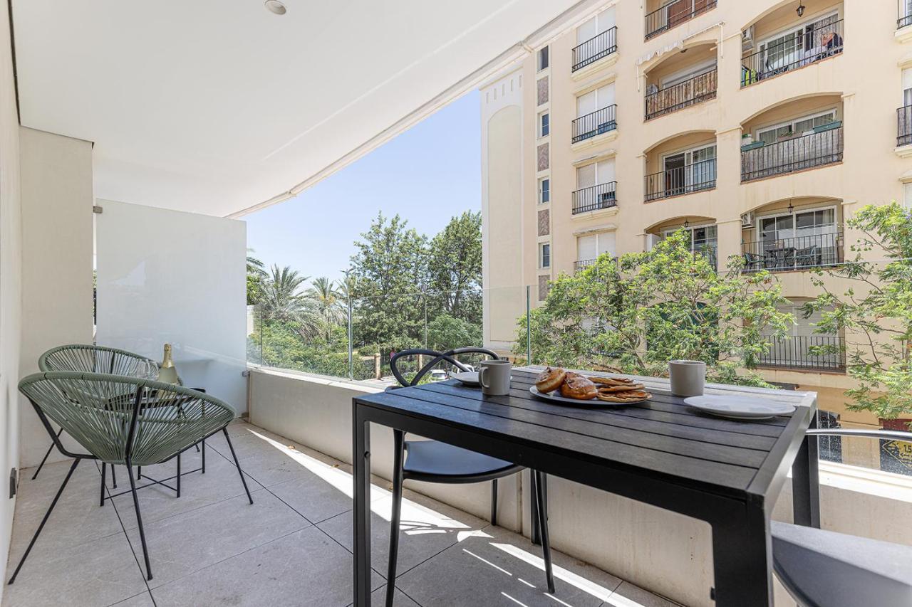 Stylish 2 Bedroom Apartment In Estepona Old Town Esterno foto