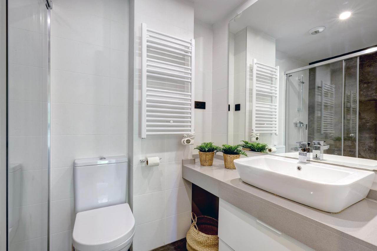 Stylish 2 Bedroom Apartment In Estepona Old Town Esterno foto