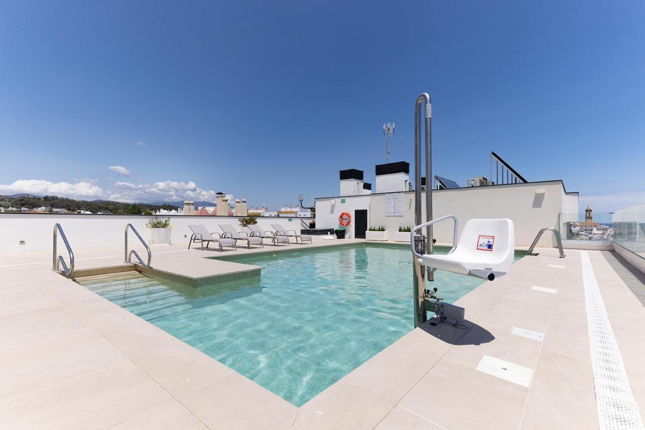 Stylish 2 Bedroom Apartment In Estepona Old Town Esterno foto