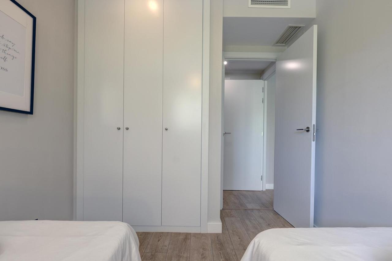 Stylish 2 Bedroom Apartment In Estepona Old Town Esterno foto