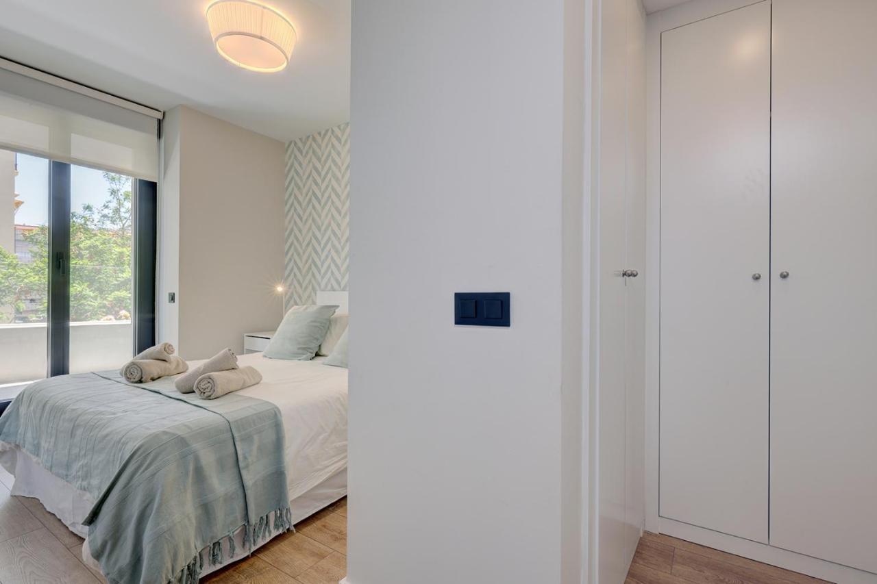 Stylish 2 Bedroom Apartment In Estepona Old Town Esterno foto