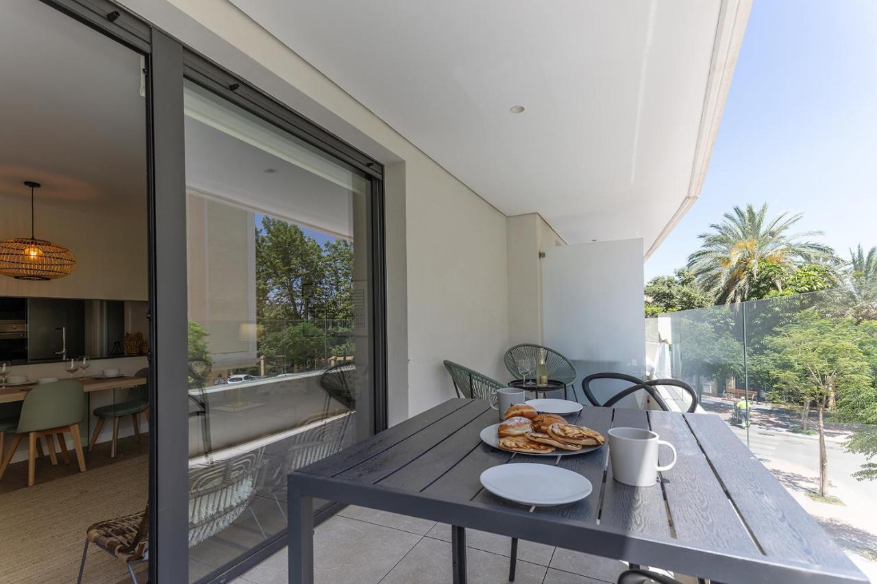 Stylish 2 Bedroom Apartment In Estepona Old Town Esterno foto