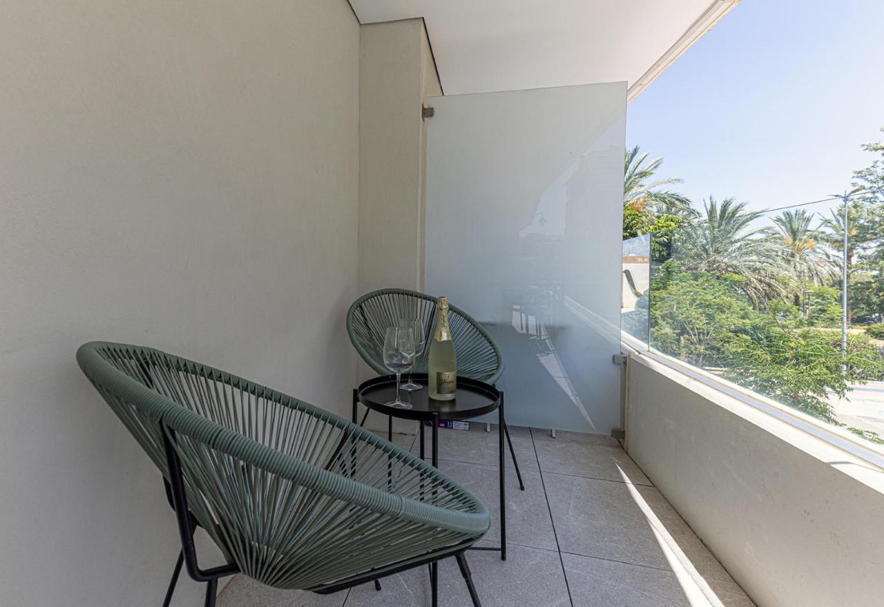 Stylish 2 Bedroom Apartment In Estepona Old Town Esterno foto